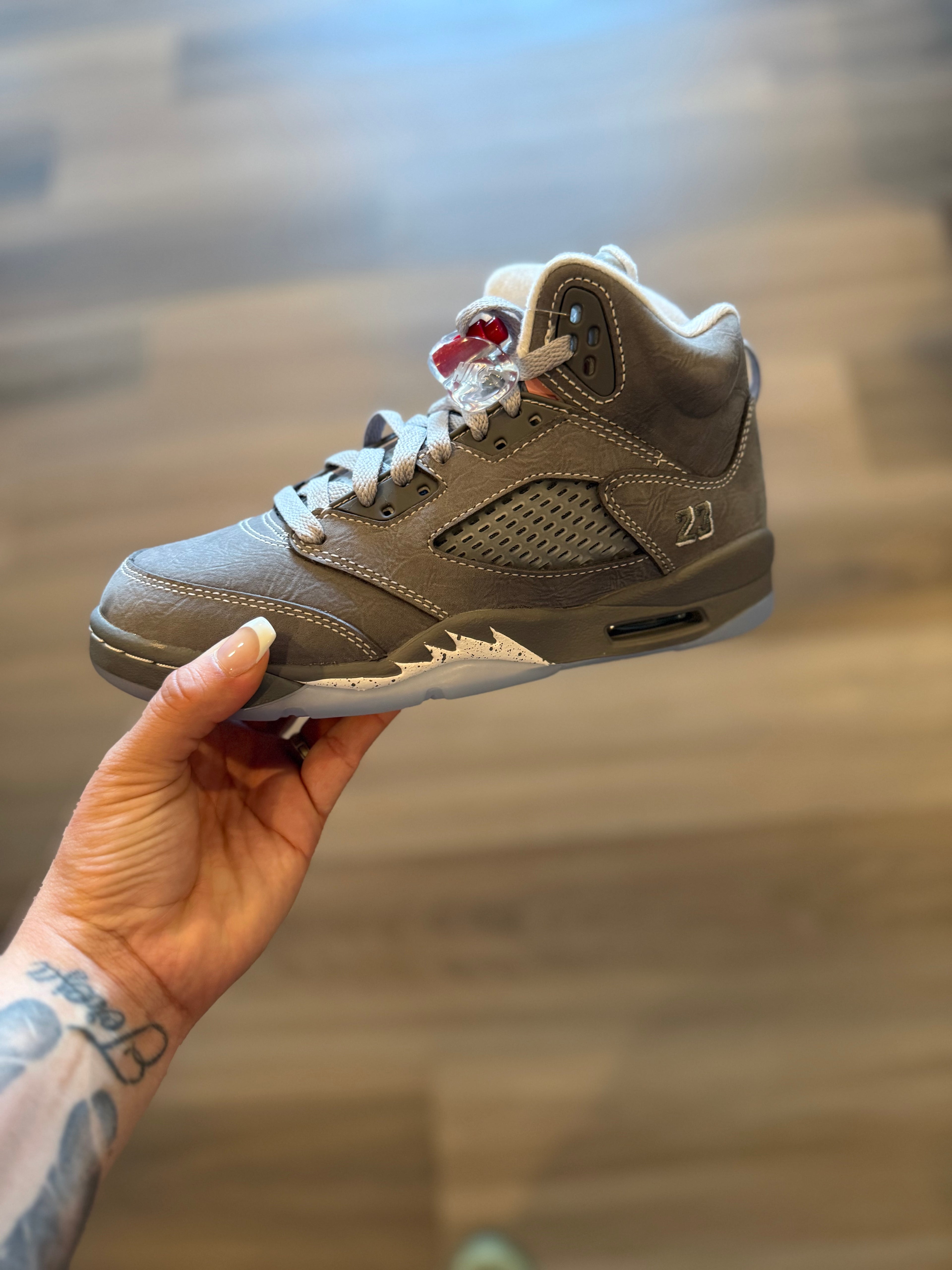 Air Jordan 5 Retro Wolf Grey