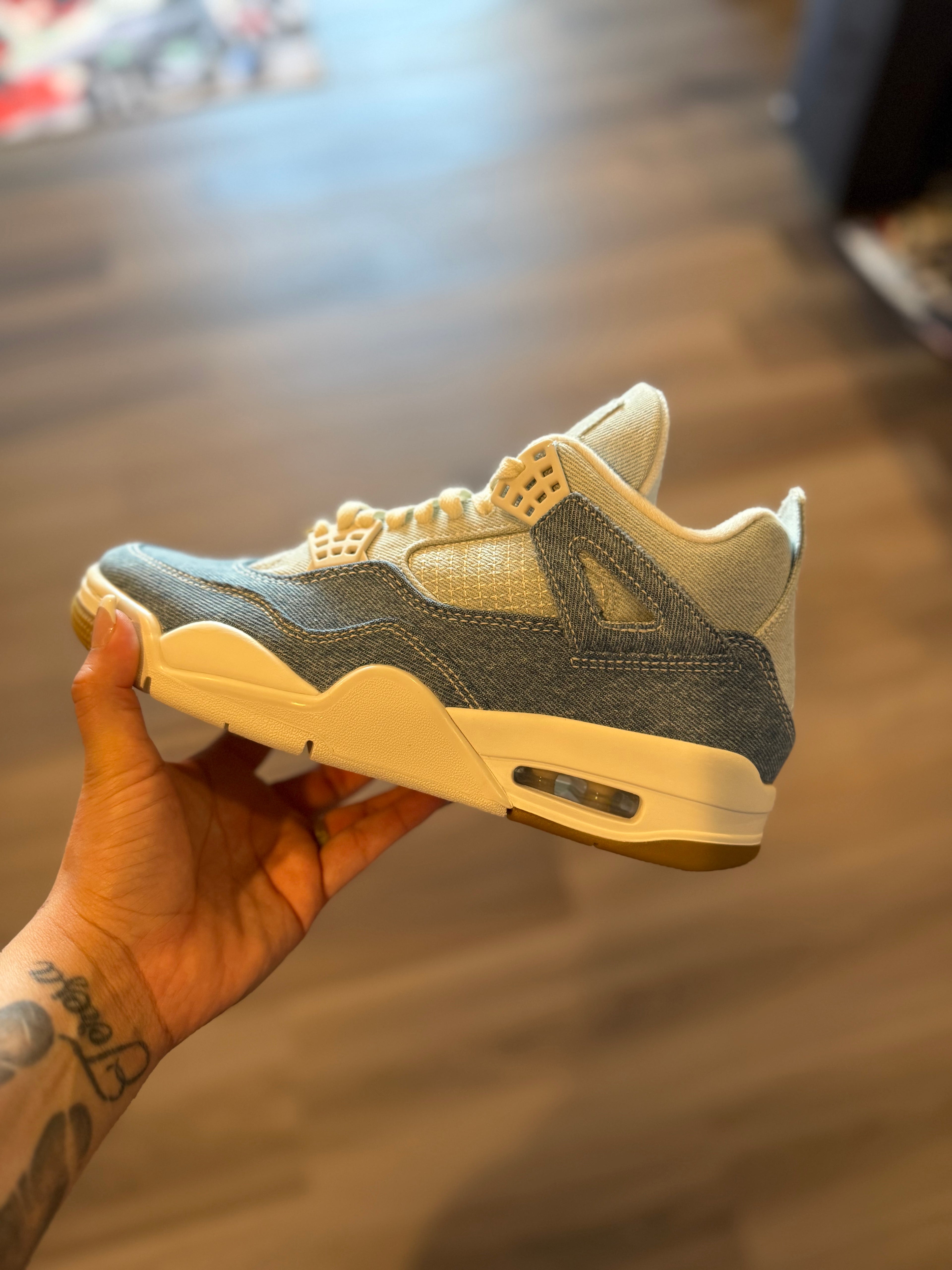 Air Jordan 4 Retro Tex Denim "Worn Blue"